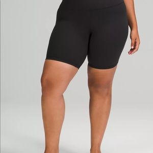 Lululemon Align High/Rise Short 8” Black Size 6